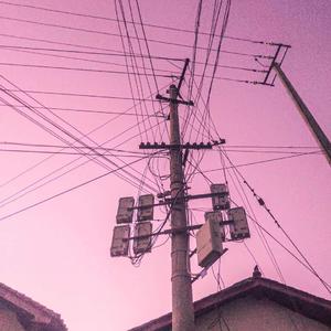 女生脱个精光让男生捅个爽
